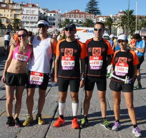 Mafalda, Pedro, Luis, Miguel,  Paula, Bruno e Emilio (ausentes na foto) terminaram a Maratona.