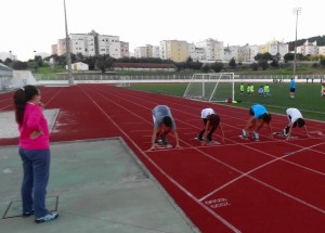 3ª e 5ª das 18 h às 19 h no Estádio dos Assentos