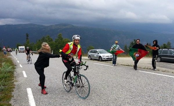 Nuno Vasco no percurso de ciclismo do NXTRI.